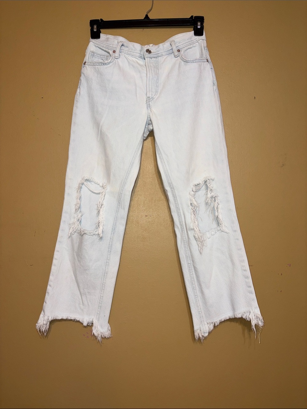 Free People Size 26 White Washed Distressed Women's Barrel Casual Fit Blue Jeans